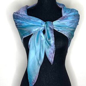 🔥 Richard Tyler Vintage Silk Scarf Blue Purple